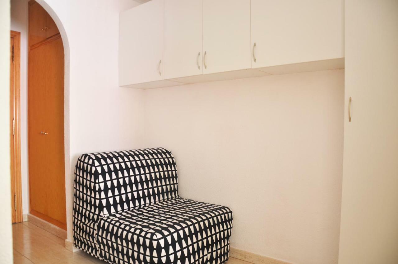 Pretty Studio With Swimming Pool Torrevieja Exterior photo